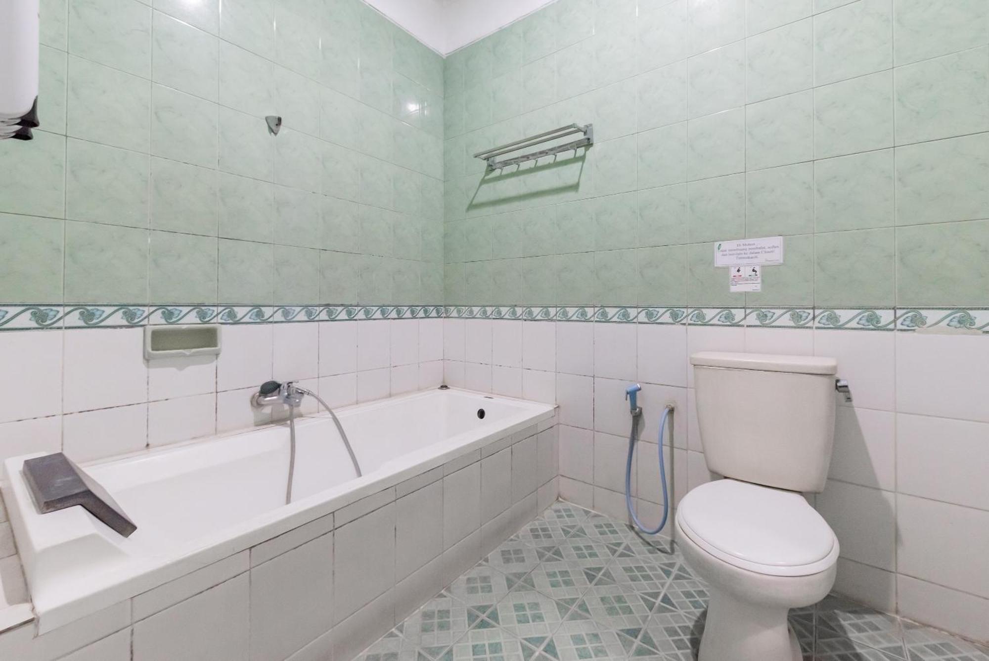 Reddoorz Resort Premium @ Sangkan Hurip Кунінґан Екстер'єр фото