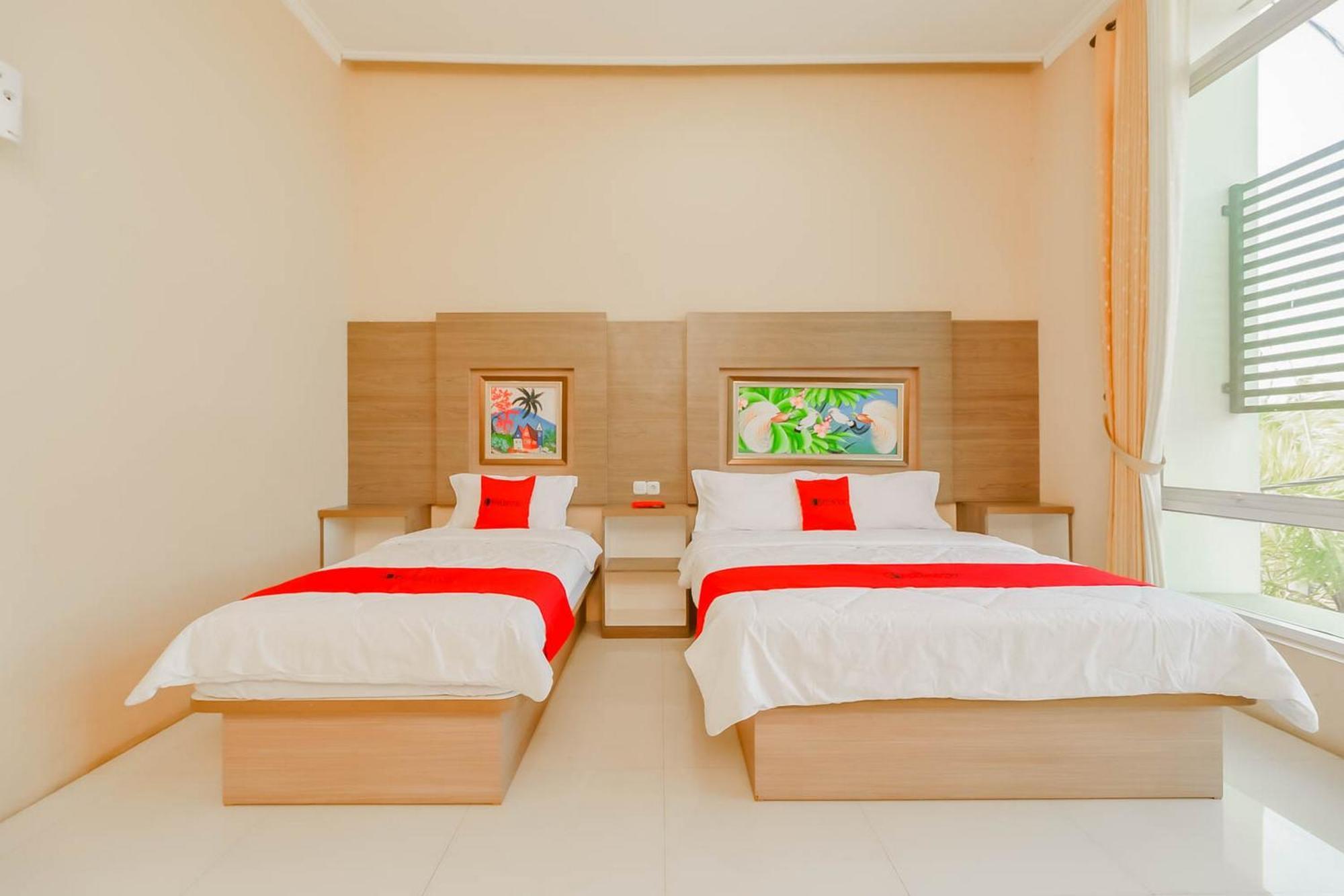 Reddoorz Resort Premium @ Sangkan Hurip Кунінґан Екстер'єр фото