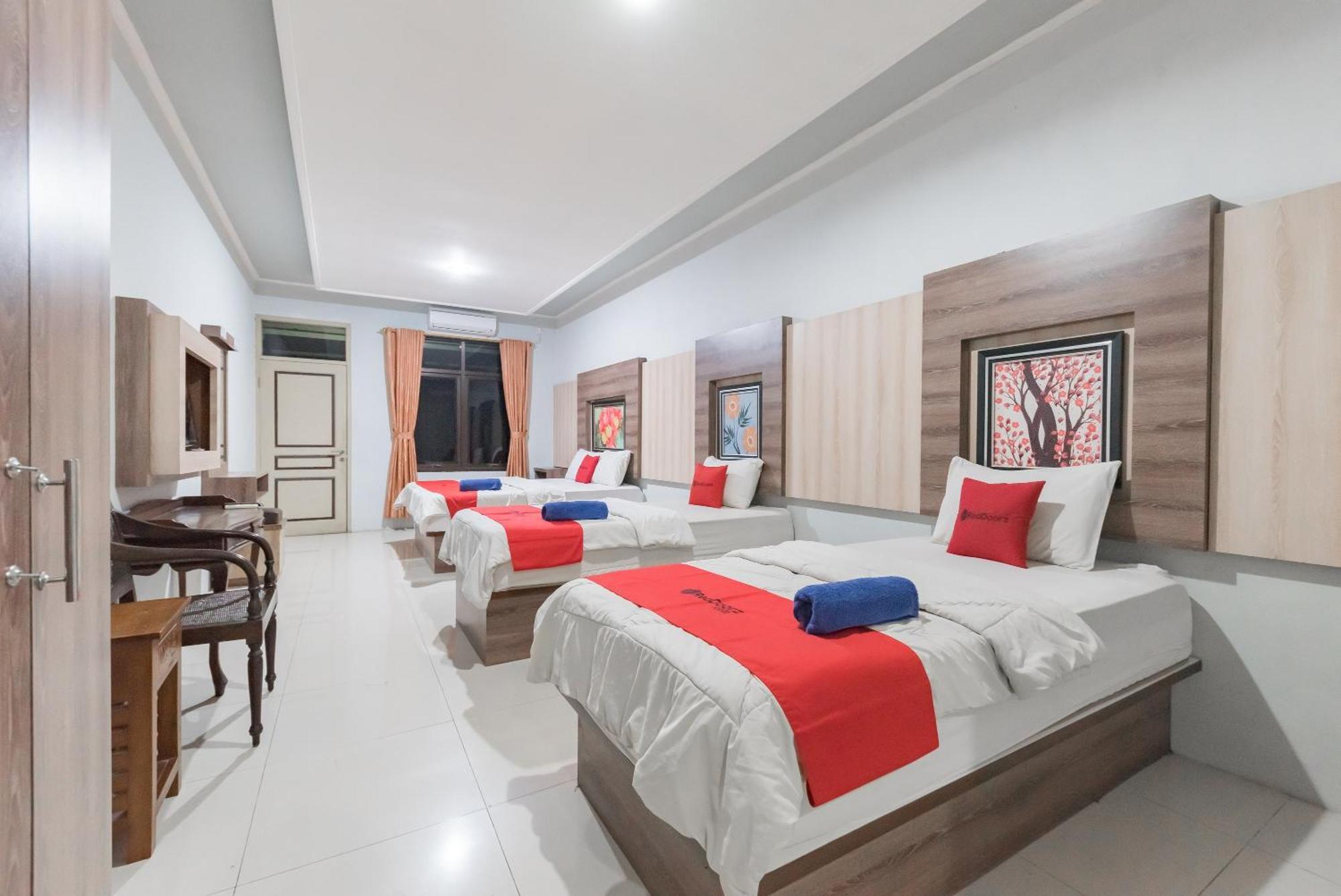 Reddoorz Resort Premium @ Sangkan Hurip Кунінґан Екстер'єр фото