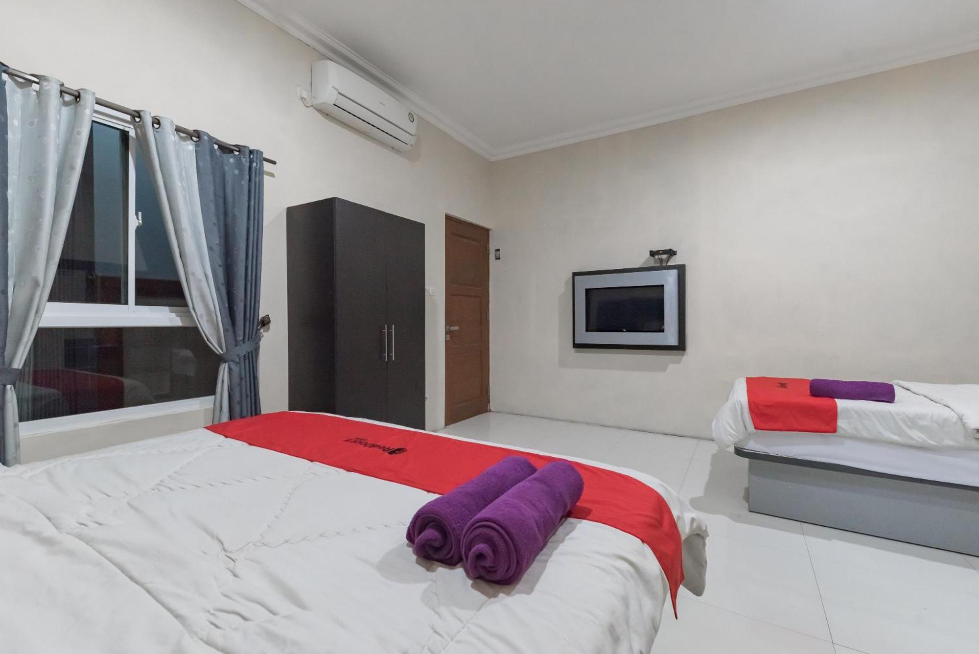 Reddoorz Resort Premium @ Sangkan Hurip Кунінґан Екстер'єр фото