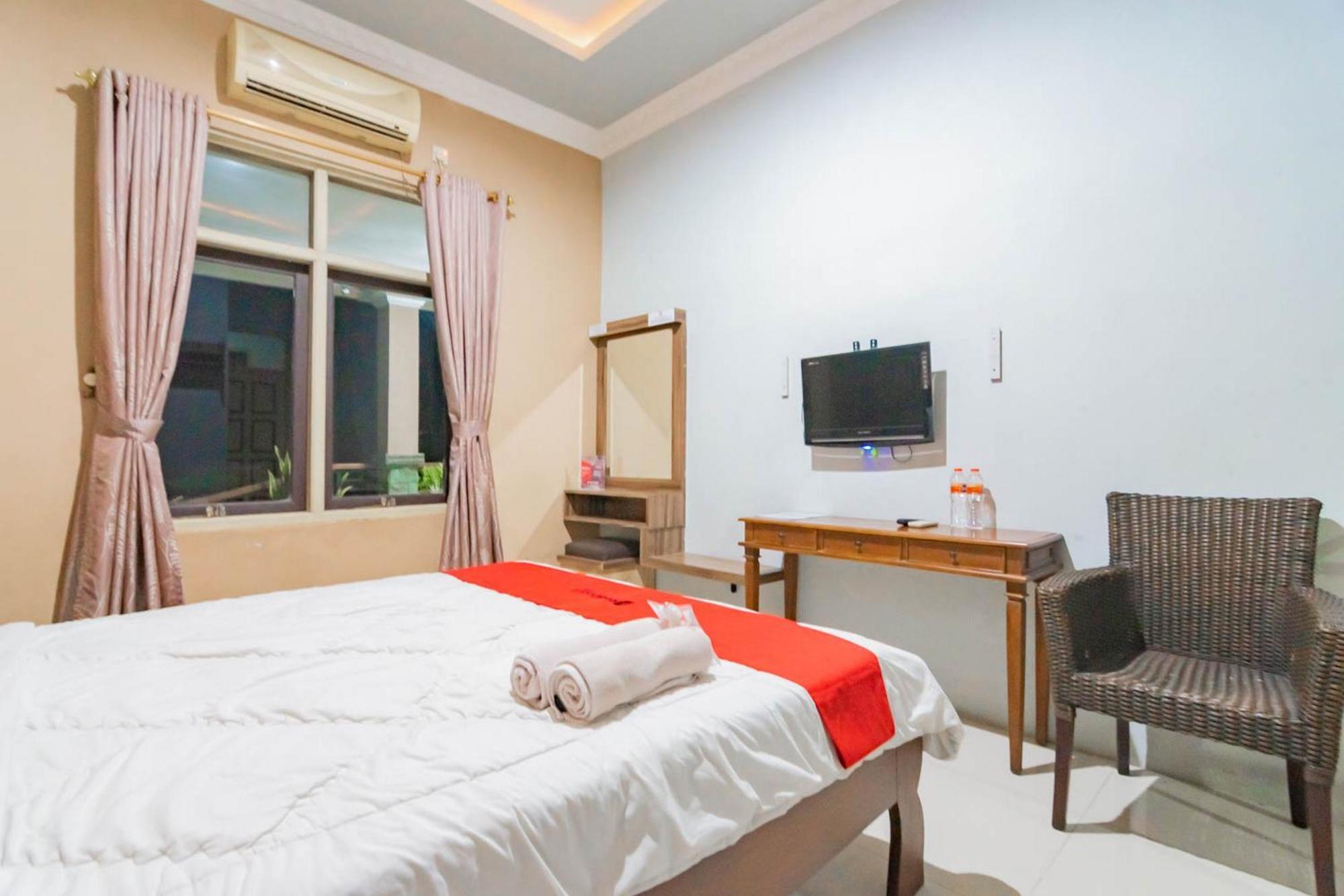 Reddoorz Resort Premium @ Sangkan Hurip Кунінґан Екстер'єр фото