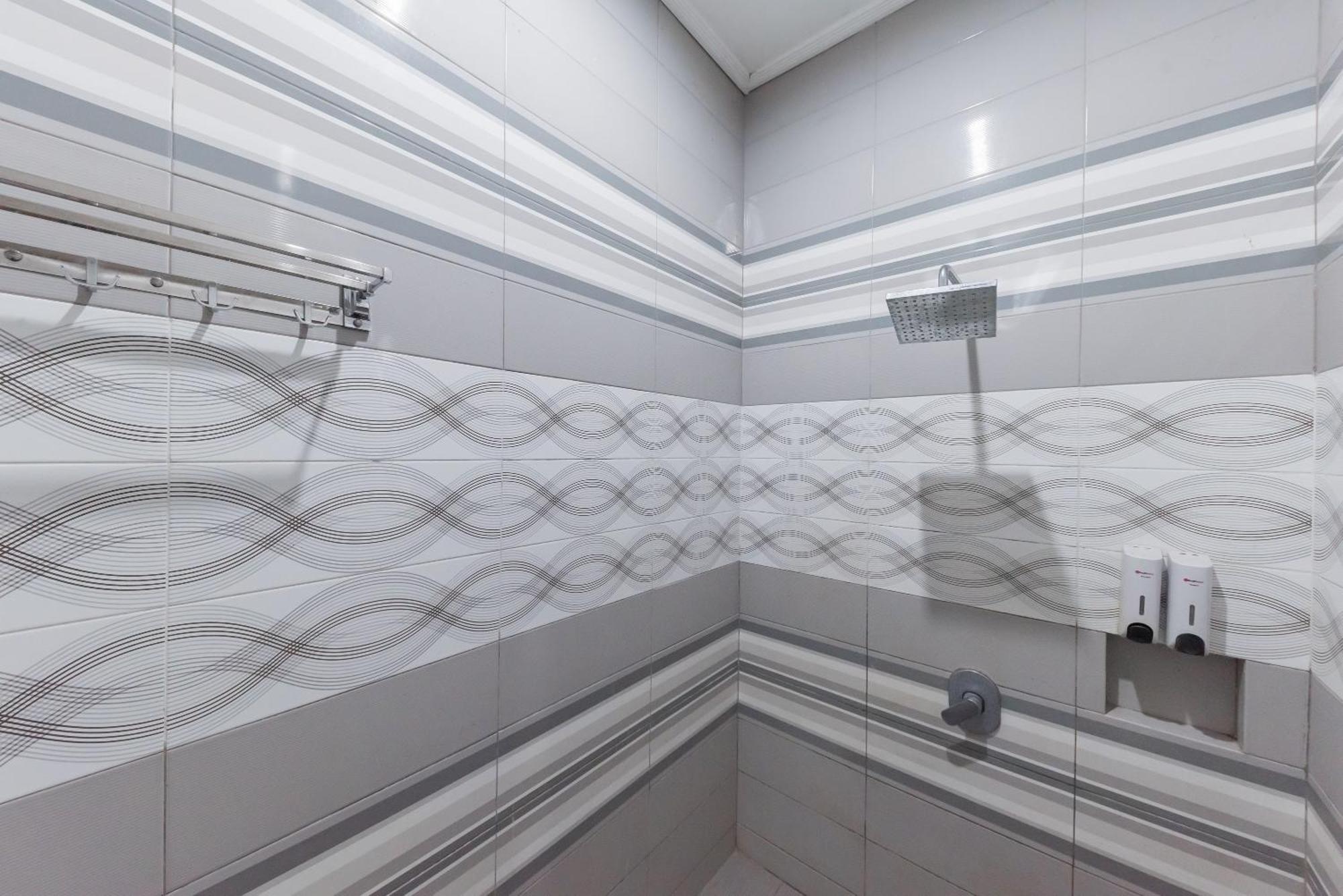 Reddoorz Resort Premium @ Sangkan Hurip Кунінґан Екстер'єр фото